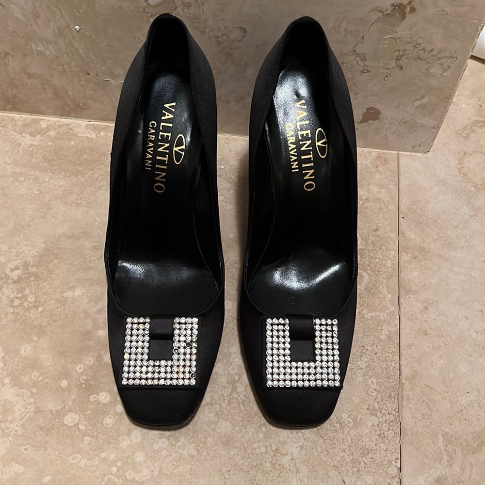 VALENTINO GARAVANI Rhinestone Black Pump Shoe (Women) 39